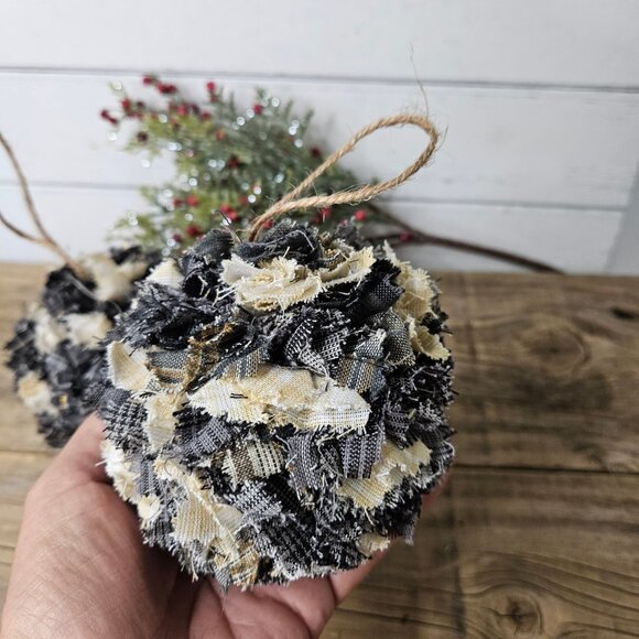 Hand Crafted Fabric Shabby Chic Farmhouse Christmas Tree Ornaments set of 2 - Picture 3 of 3